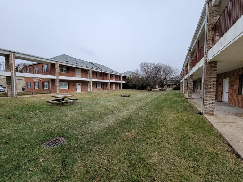 More Photos Of 14300 Gallant Fox Ln, Bowie Medical For Sale