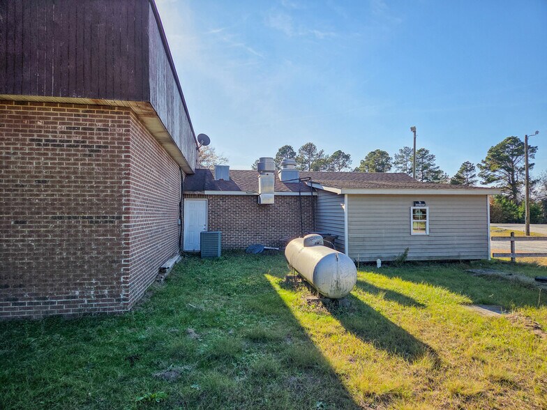 More Photos Of 3833 US-220, Jackson Springs General Retail For Sale