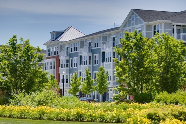 More Photos Of 200-220 Trotter Rd, Weymouth Apartments For Lease