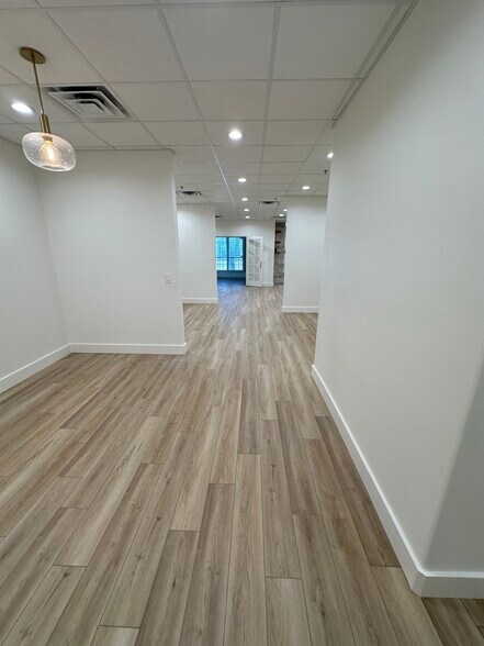 More Photos Of 2730 Virginia Pky, McKinney Medical For Lease
