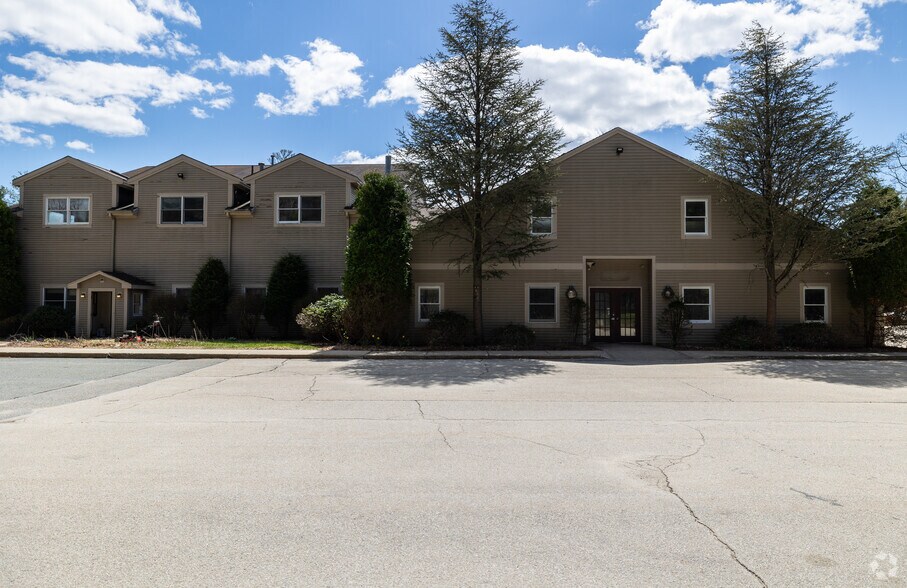 Primary Photo Of 123 Oak Hill Rd, Westford Research And Development For Lease