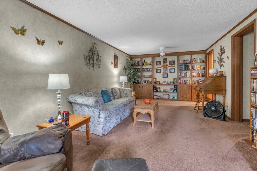 More Photos Of 3033 S P St, Elwood Apartments For Sale