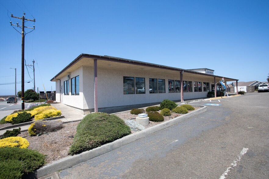 More Photos Of 151 W Elm St, Fort Bragg General Retail For Sale