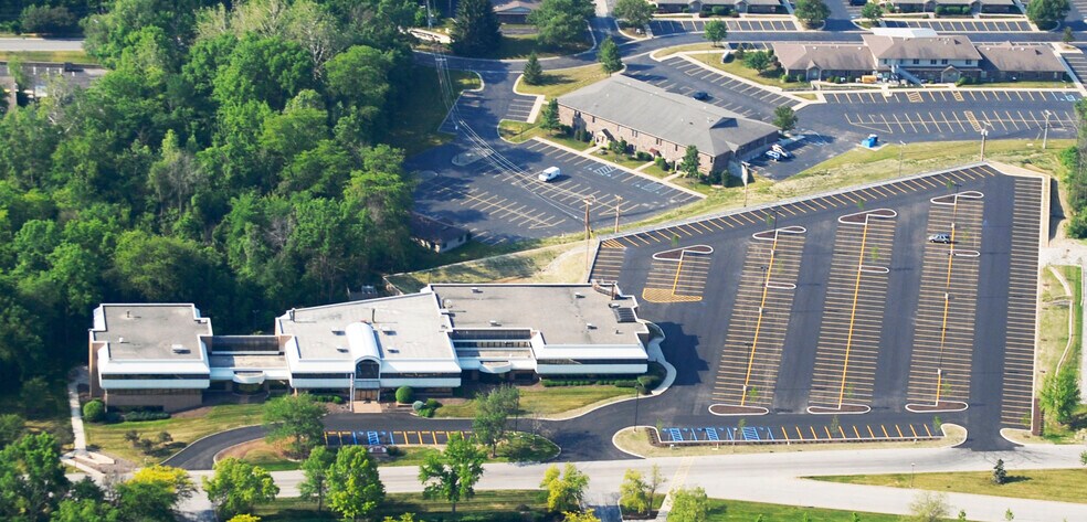 More Photos Of 1712 Magnavox Way, Fort Wayne Office For Lease