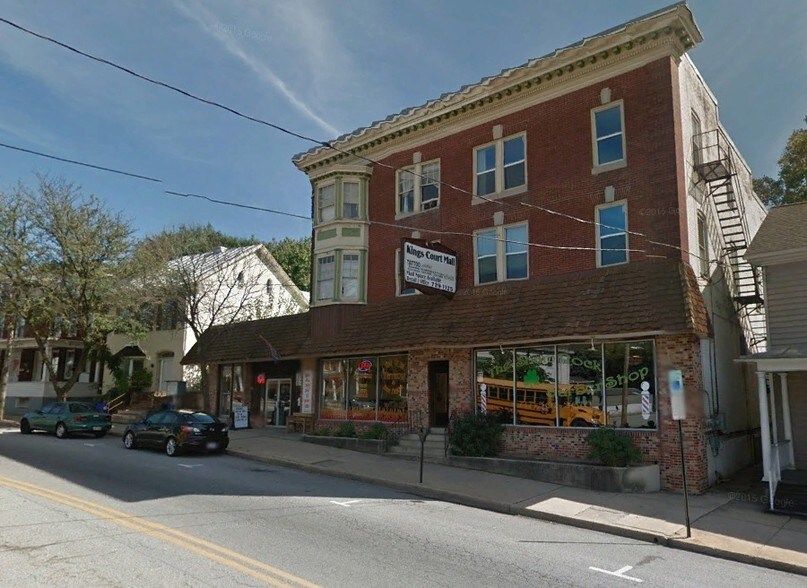 Primary Photo Of 204-212 E King St, Shippensburg Apartments For Lease