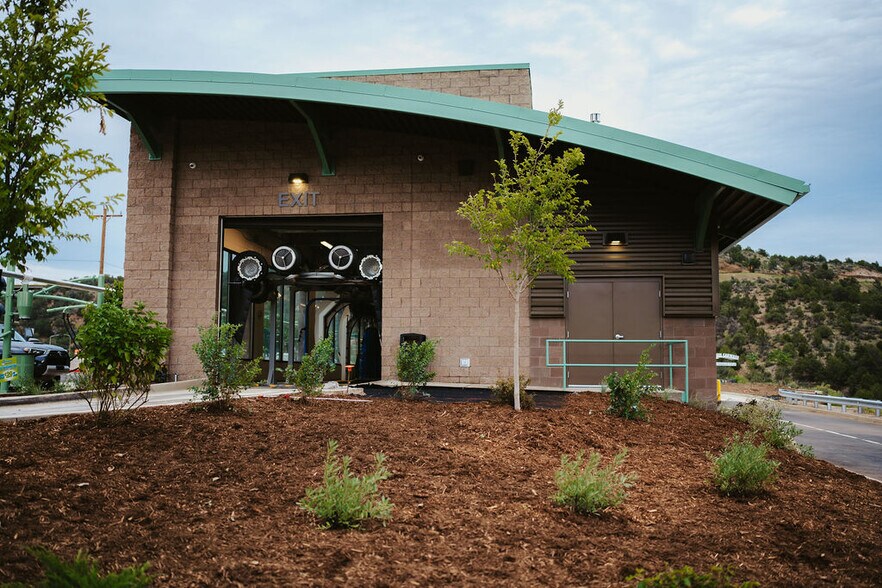 More Photos Of 1455 S Camino del Rio, Durango Carwash For Sale