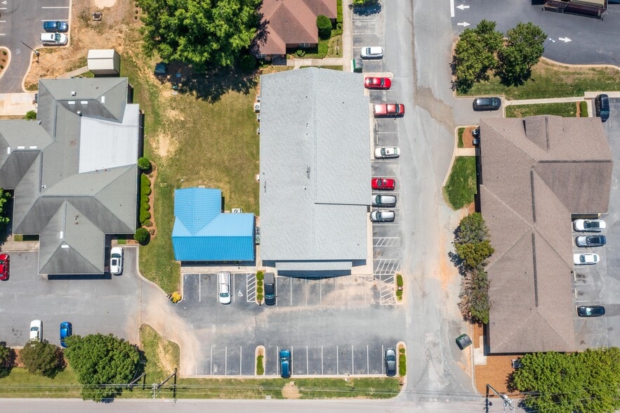 More Photos Of 355 Venus St, Monroe Medical For Sale