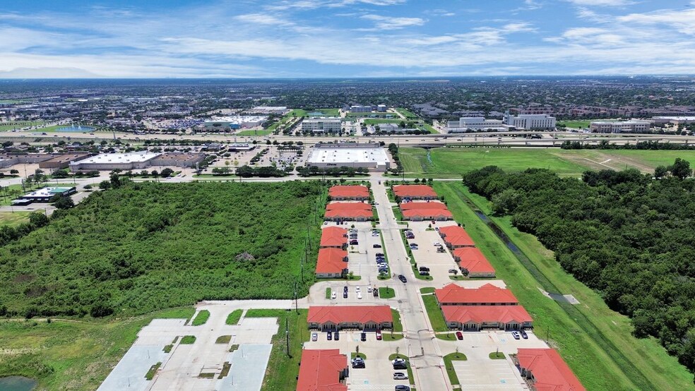 More Photos Of 2743 Smith Ranch Rd, Pearland Loft Creative Space For Lease