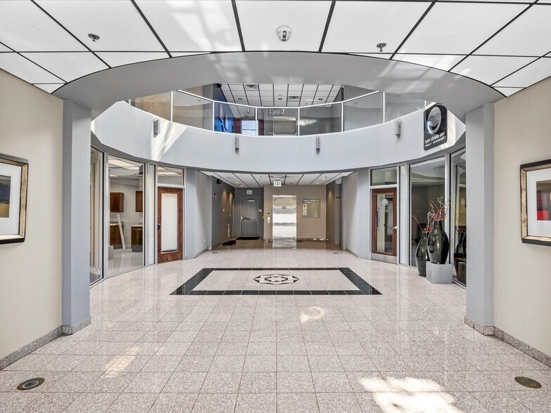 More Photos Of 700 Belford Ave, Grand Junction Loft Creative Space For Sale