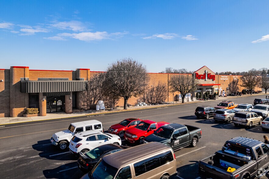 More Photos Of 1155 Carlisle St, Hanover General Retail For Lease