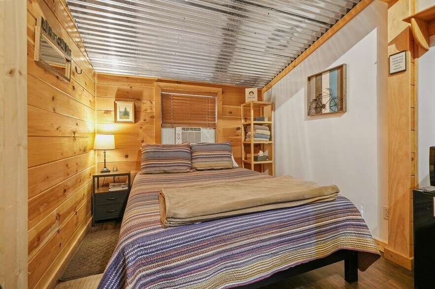 More Photos Of 400 Mulberry Gap Rd, Ellijay Hospitality For Sale
