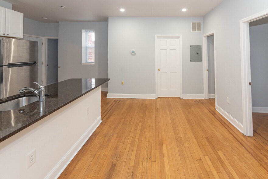 More Photos Of 2445 Lakeview Ave, Baltimore Apartments For Sale