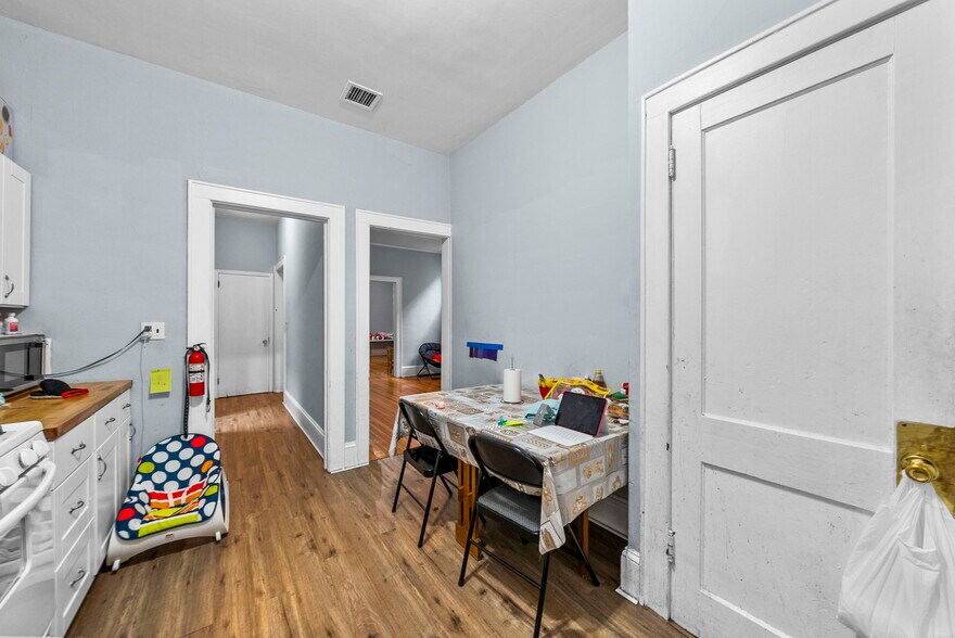 More Photos Of 303-309 Maple St, Perth Amboy Storefront Retail Residential For Sale