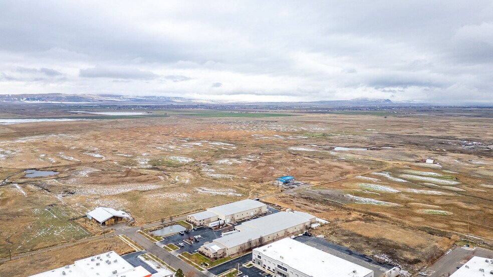 More Photos Of 1189 W 1700 N, Logan Warehouse For Lease