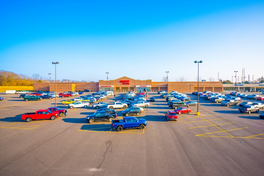 More Photos Of 916 Columbus Ave, Lebanon Unknown For Lease