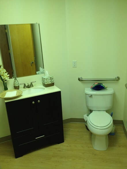 More Photos Of 120 County Rd, Tenafly Coworking Space