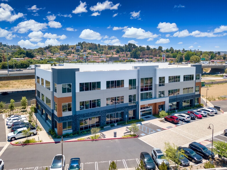 More Photos Of 888 S Brea Canyon Rd, Diamond Bar Medical For Lease