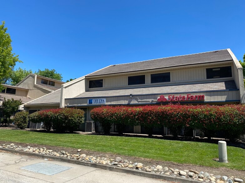 More Photos Of 5060 Sunrise Blvd, Fair Oaks Loft Creative Space For Sale