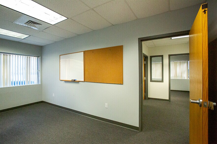 More Photos Of 526 Main St, Acton Office For Lease