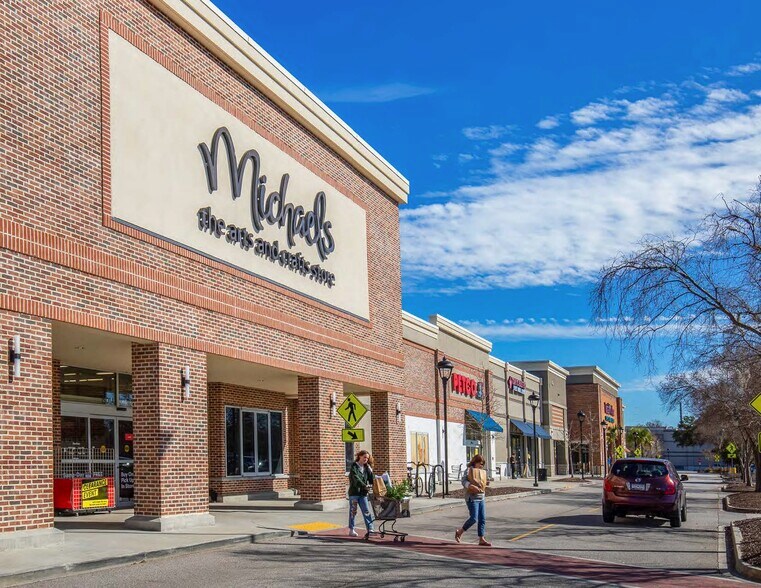 More Photos Of 1500 Hwy 17 Byp N, Mount Pleasant Unknown For Lease