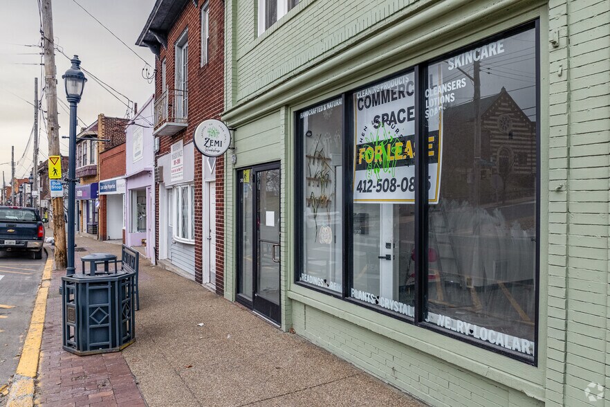 More Photos Of 2901 Brownsville Rd, Pittsburgh Storefront Retail Residential For Lease