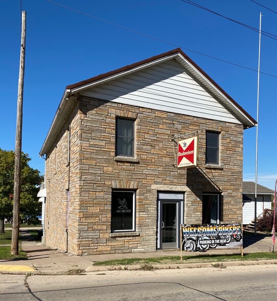 Primary Photo Of 102 N Main St, Albany Restaurant For Sale