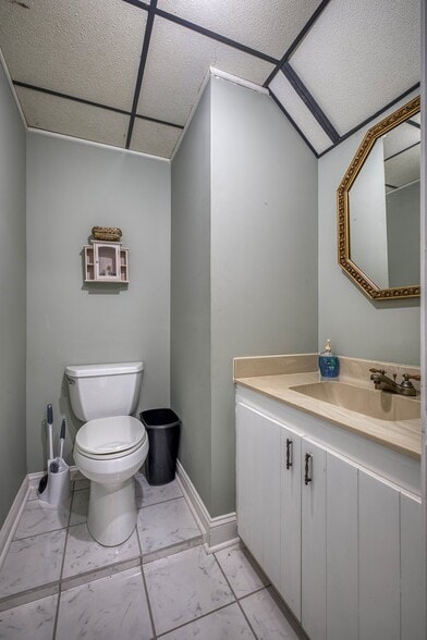 More Photos Of 200 Little Acres Dr, Marion Specialty For Sale