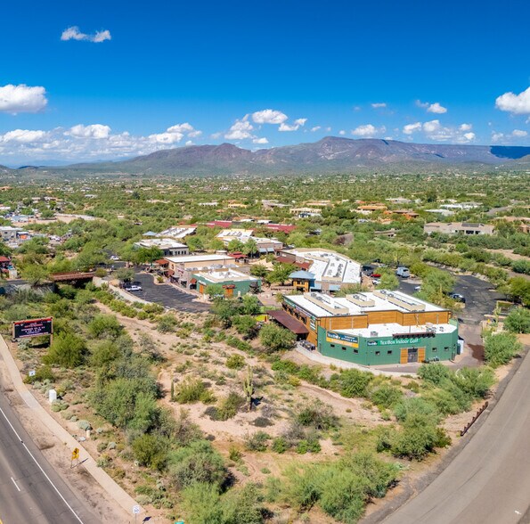 More Photos Of 7100 E Cave Creek Rd, Cave Creek Restaurant For Lease