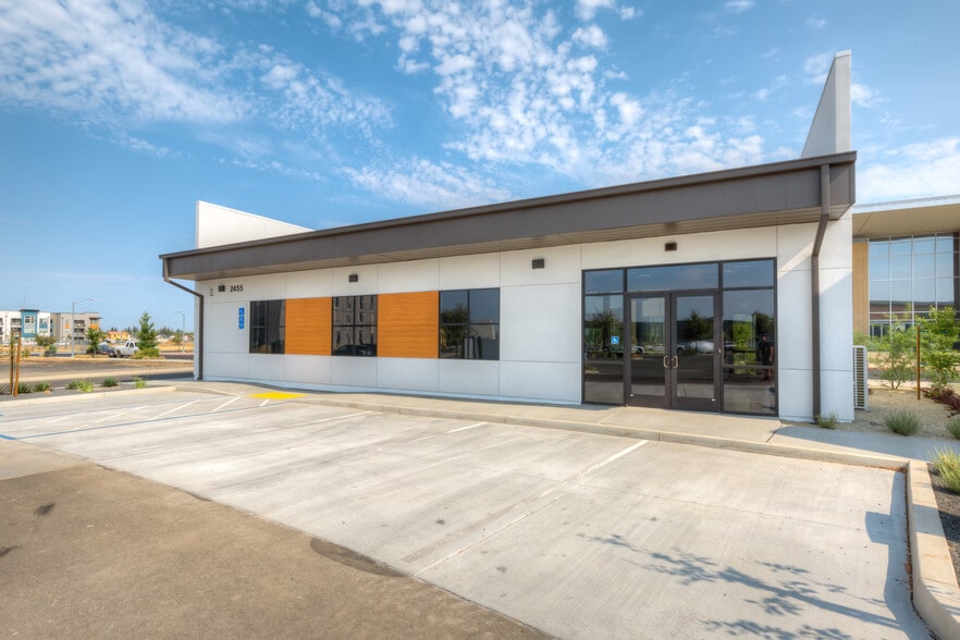 More Photos Of 2455 Beacon St, Chico Office For Sale