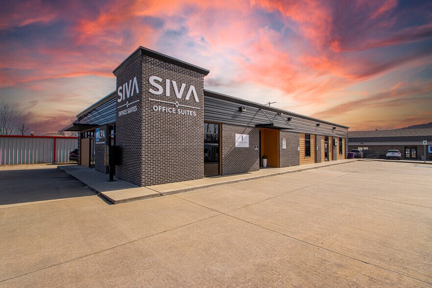 More Photos Of 5206 Highway 5 N, Bryant Office For Sale