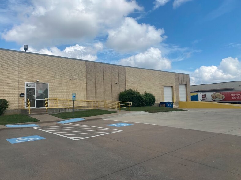 Primary Photo Of 721 N Great Southwest Pky, Arlington Warehouse For Lease