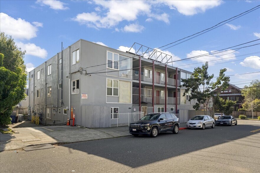 More Photos Of 2801 College Ave, Berkeley Apartments For Sale