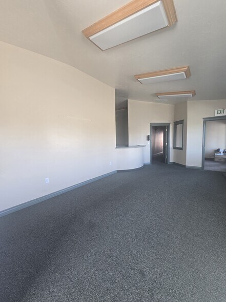 More Photos Of 119 Country Ln, Jerome Office For Sale
