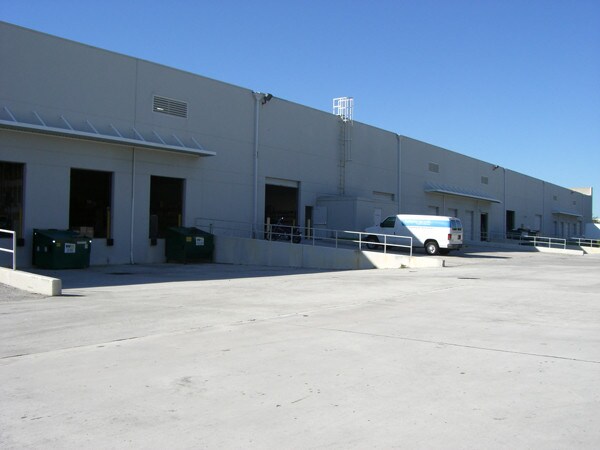 More Photos Of 3900 Fiscal Ct, Riviera Beach Warehouse For Lease