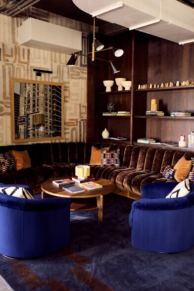 More Photos Of 1515 E Cesar Chavez St, Austin Coworking Space