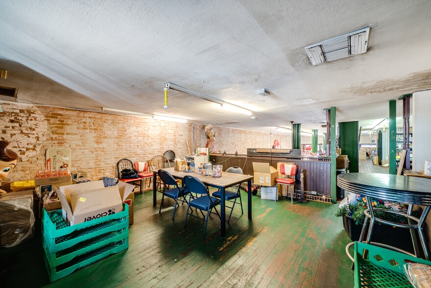 More Photos Of 2130-2134 Main St, Julian Storefront For Sale