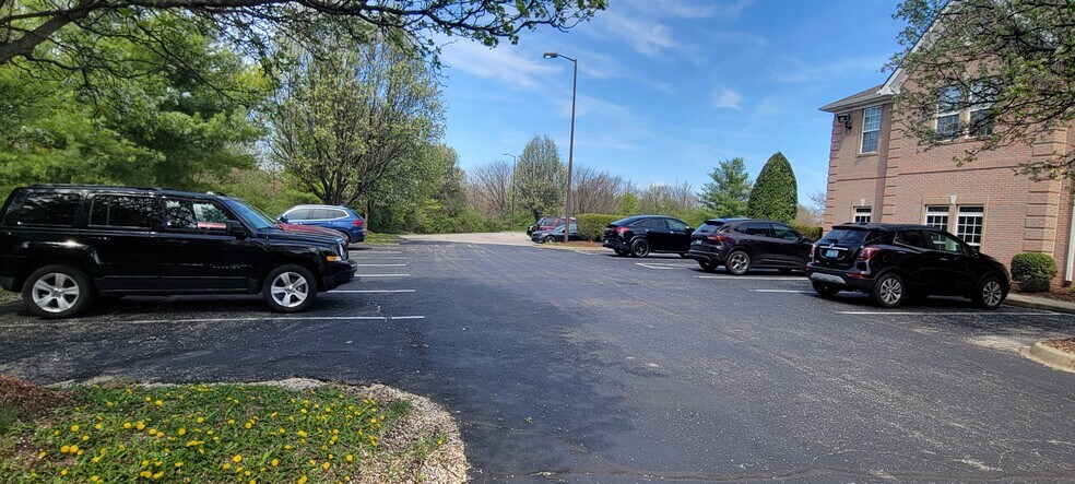 More Photos Of 3220 Office Pointe Pl, Louisville Office For Sale