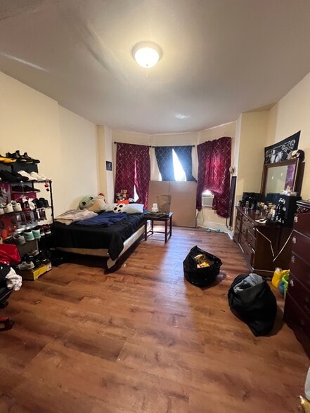 More Photos Of 94 William St, Newburgh Storefront Retail Residential For Sale