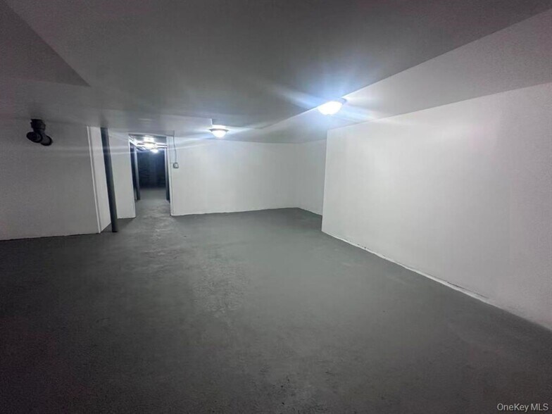 More Photos Of 102-03 Jamaica Ave, Richmond Hill Multifamily For Sale