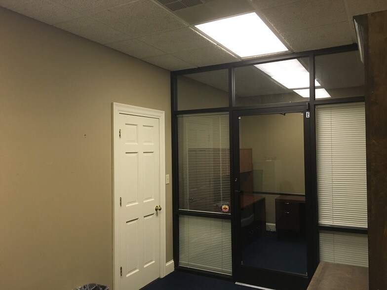 More Photos Of 110 E Arlington Blvd, Greenville Office For Sale