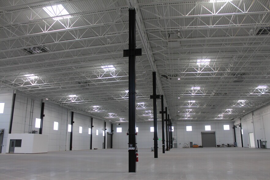 More Photos Of 3070 W Directors Row, Salt Lake City Manufacturing For Lease