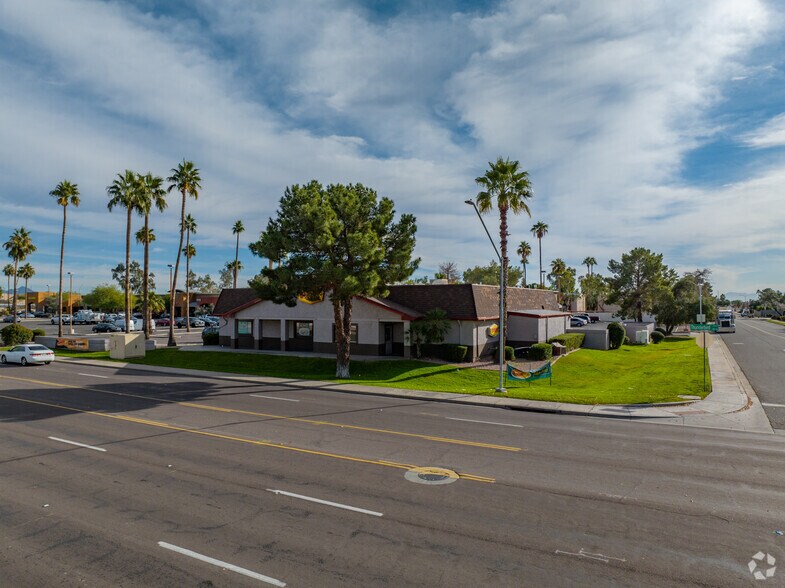 More Photos Of 5161 W Thunderbird Rd, Glendale Storefront Retail Office For Sale