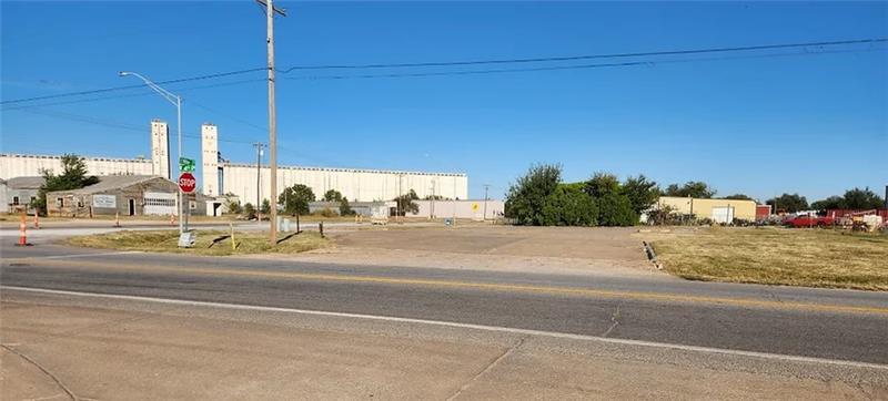 More Photos Of 1005 E Willow Rd, Enid Land For Sale