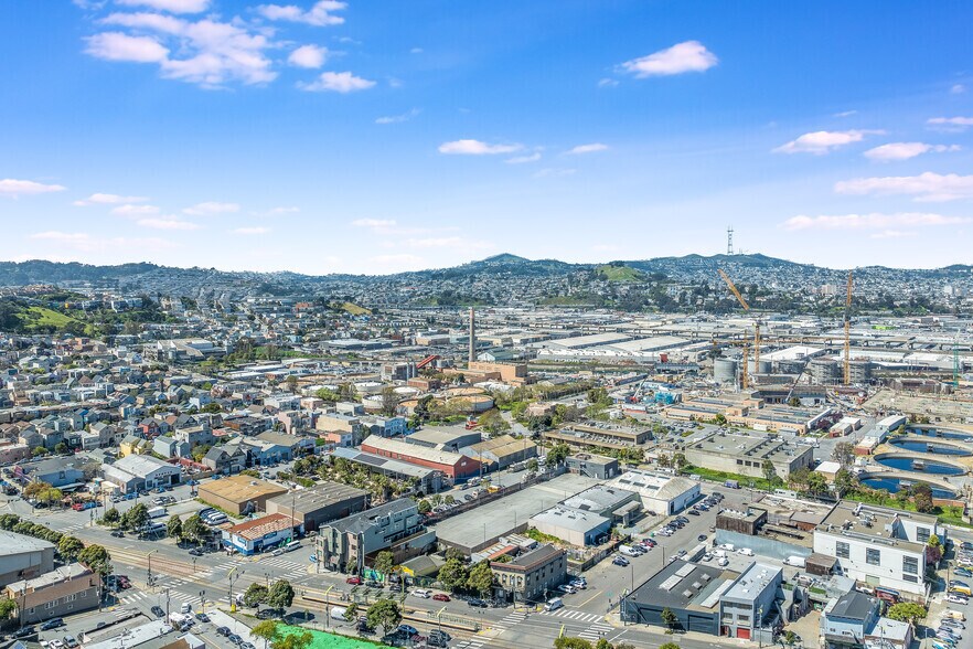 More Photos Of 1620 Innes Ave, San Francisco Land For Sale