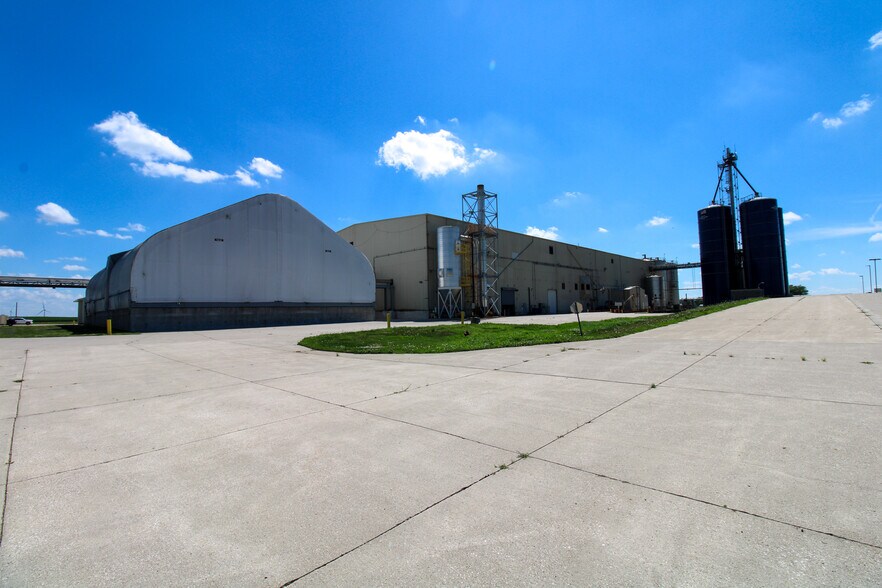 More Photos Of 6059 159th St, Galva Food Processing For Sale