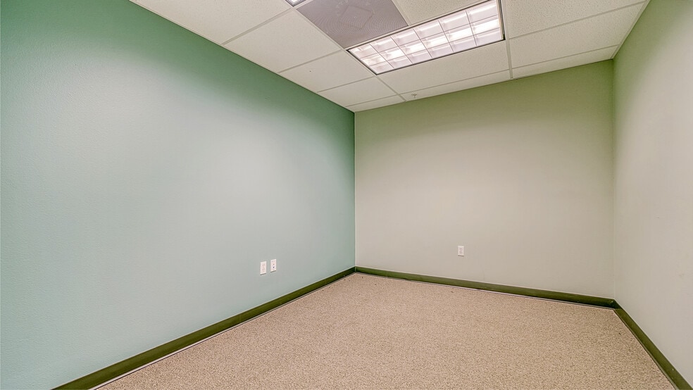 More Photos Of 7316-7320 Delainey Ct E, Sarasota Office Residential For Sale