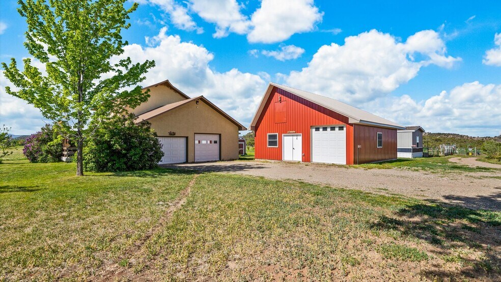 More Photos Of 41990 Cottonwood Creek Rd, Crawford Apartments For Sale