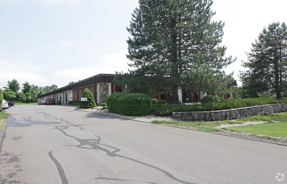 More Photos Of 18 Thompson Rd, East Windsor Light Manufacturing For Lease