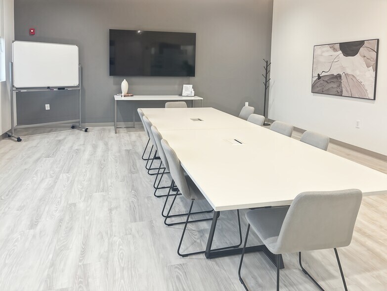 More Photos Of 6040 Hillside Center Cir, Nolensville Coworking Space