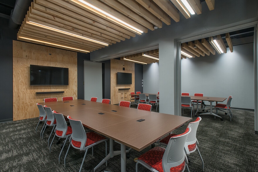 More Photos Of 50 Washington St, Norwalk Office For Lease